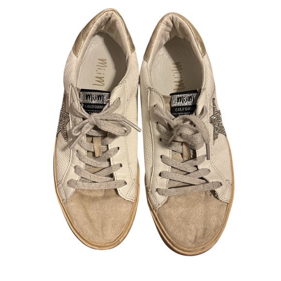 MiiM White Sneakers with Silver Star Accent Women’s Size: 6.5 - Picture 2 of 6
